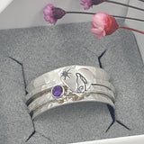 Heart gazing hare and gemstone spinner ring