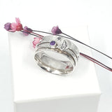 Heart gazing hare and gemstone spinner ring