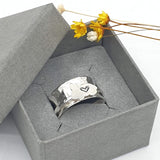Bella love bunny spinner ring