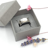 Bunny rabbit spinner ring