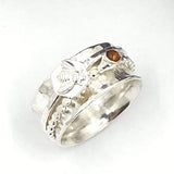 bee honeycomb and Amber spinner ring
