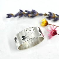 Butterfly meadow ring