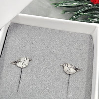 Small Engraved Robin stud earrings