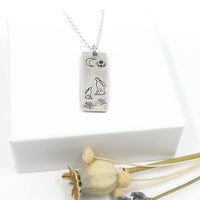 Sapphire gazing high Hares necklace