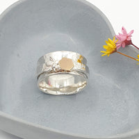 bee and golden honeycomb spinner ring