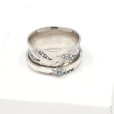 Bubbles spinner ring with gemstone