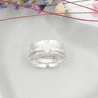 Minimalist Heart spinner ring