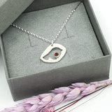 Robin necklace with Garnet