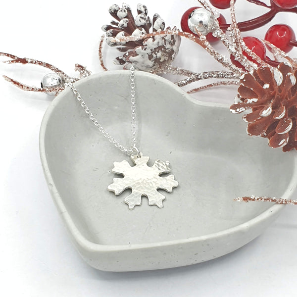 textured snowflake necklace